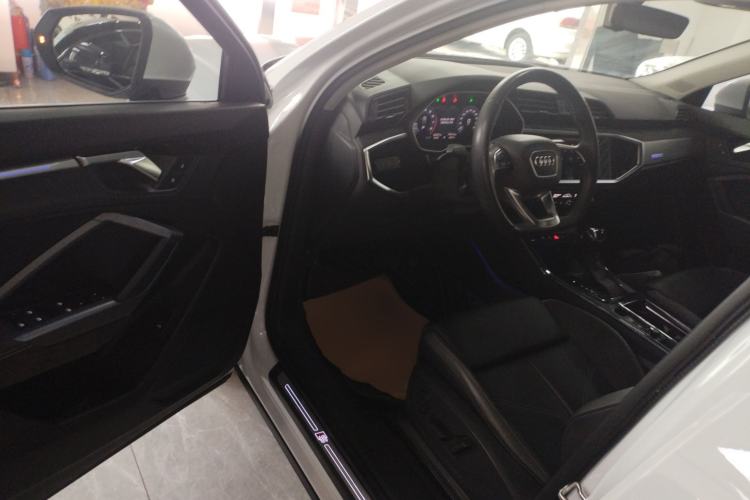 Used Audi Q3 Sportback 2020 40 TFSI Fashion Model Driver Seat