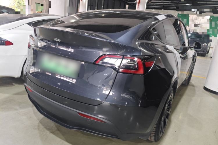 Used Tesla Model Y 2024 Long-Range All-Wheel-Drive Version
