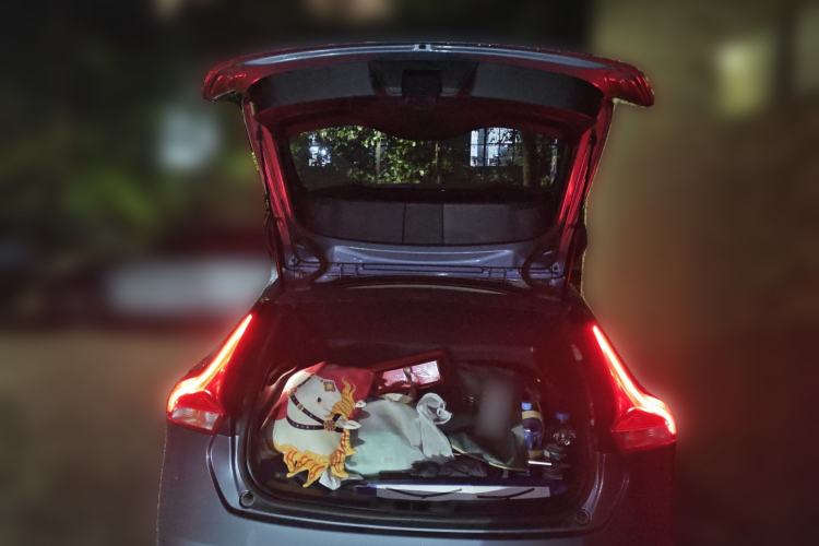 Used Volvo V40 2017 T3 Zhiya Edition Trunk