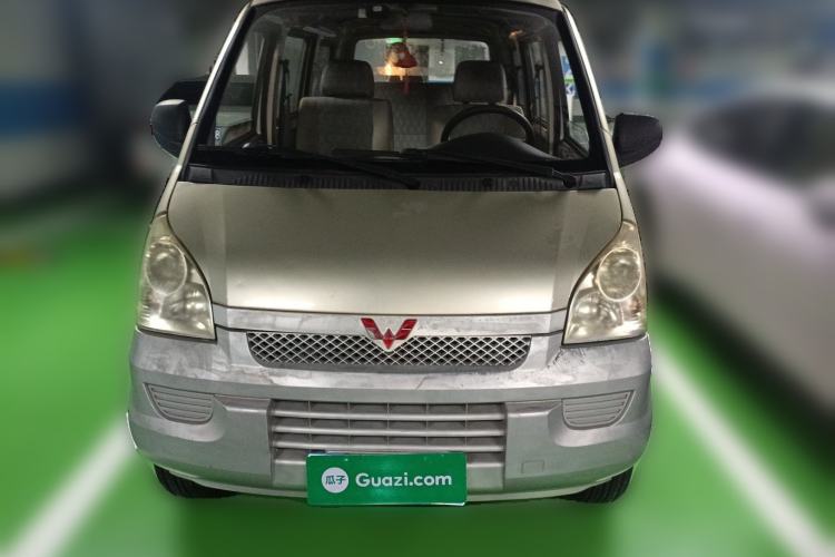 Used Wuling Rongguang 2011 1.2L Base Version