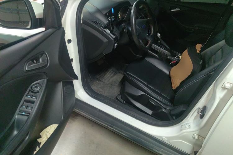 Used Ford Focus 2012 Hatchback 1.6L Automatic Comfort Model