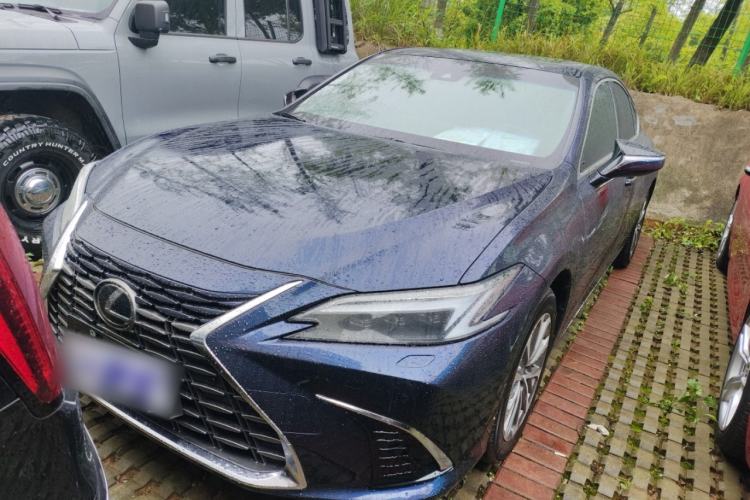Used Lexus ES 2025 200 Premium Edition