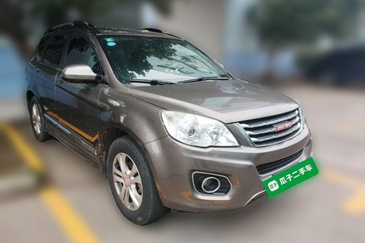 Used Haval H6 2013 Upgraded Model 2.4L Automatic Two-Wheel Drive Elite Version