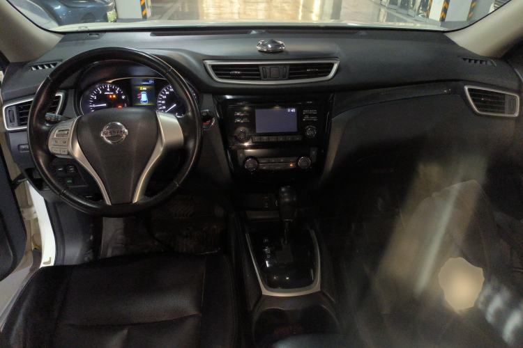 Used Nissan X-Trail 2016 2.5L CVT Sport Edition 4WD
