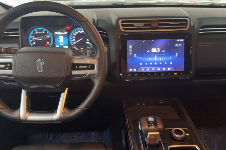 Used JMC DaDao 2023 All-Win 2.3T Diesel Automatic 4x4 Long-Wheelbase Comfort Edition