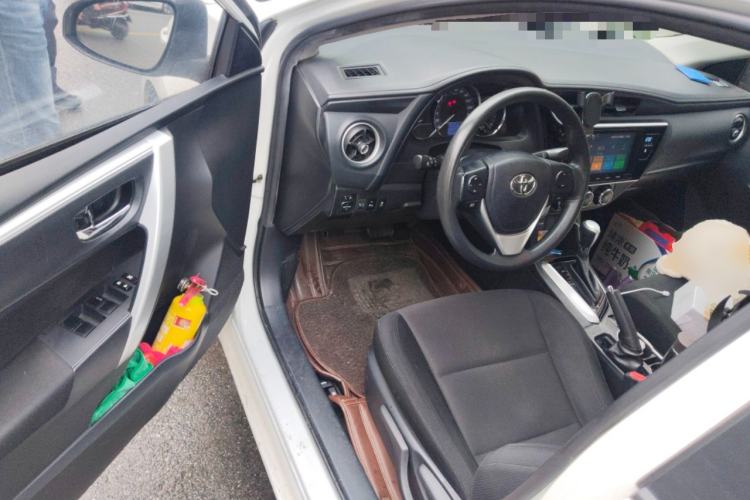 Used Toyota Levin 2017 Revised 185T CVT Elite Edition China V Standard Driver Seat