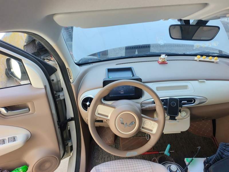 Used Wuling Hongguang MINIEV 2025 Four-Door Version Advanced Edition — 6