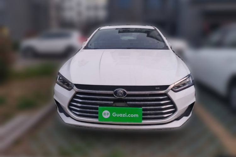 Used BYD Qin Pro 2019 Super Edition 1.5TI Automatic Smart Connect Dynamic Model China VI Standard
