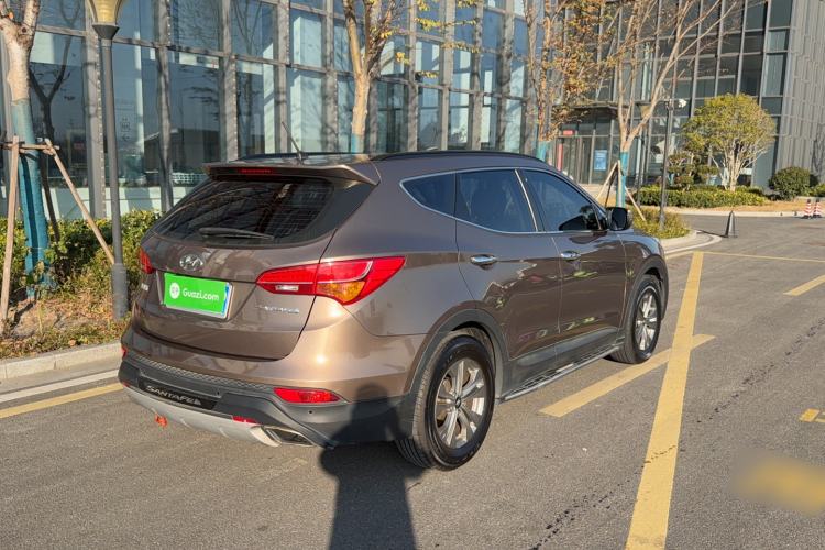 Used Hyundai Santa Fe 2013 2.4L Automatic Two-Wheel Drive Smart Version