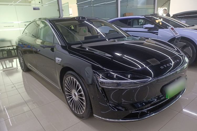 Used Hima Stelato S9 2025 Extended-Range Ultra Front Right 45 Deg