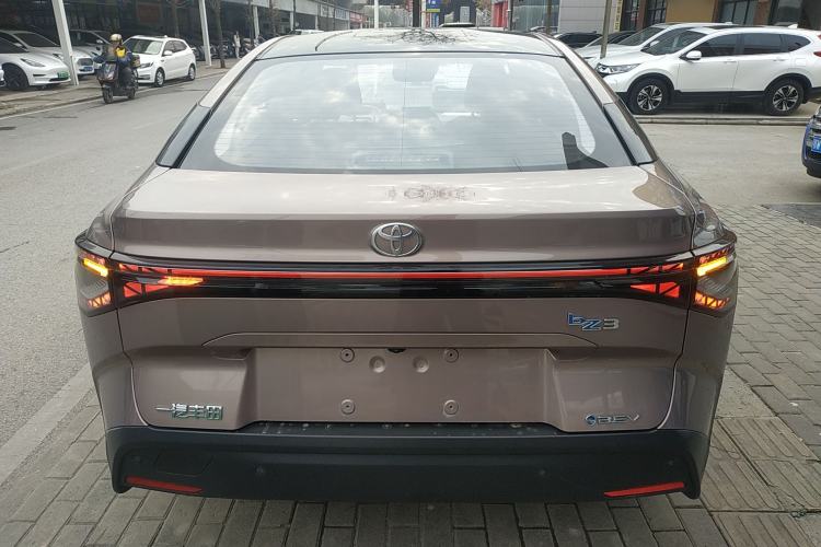 Used Toyota bZ3 2023 616 km Long-Range Premium
