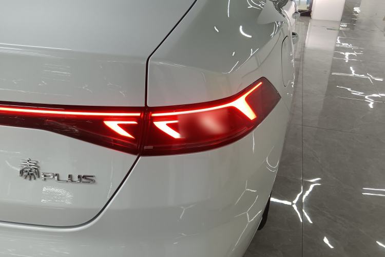 Used BYD Qin PLUS 2023 Champion Edition DM-i 55KM Leading Model Right Rear Taillight