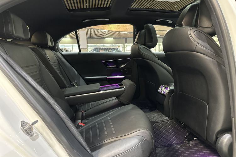 Used Mercedes-Benz C-Class 2023 Restyled C 260 L Sport Edition Interior 4