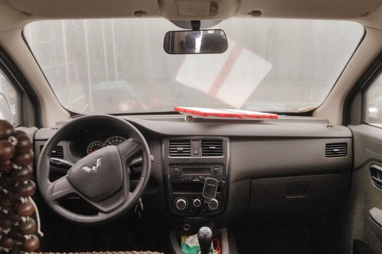Used Wuling Rongguang V 2016 1.2L Standard Version