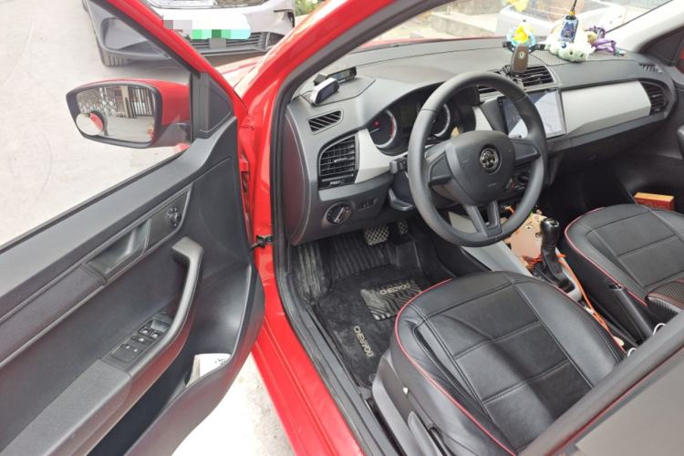 Used Skoda Fabia 2017 1.4L Automatic Car Enjoy Edition
