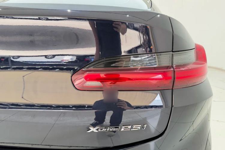 Used BMW X4 2022 xDrive 25i M Sport Package Right Rear Taillight