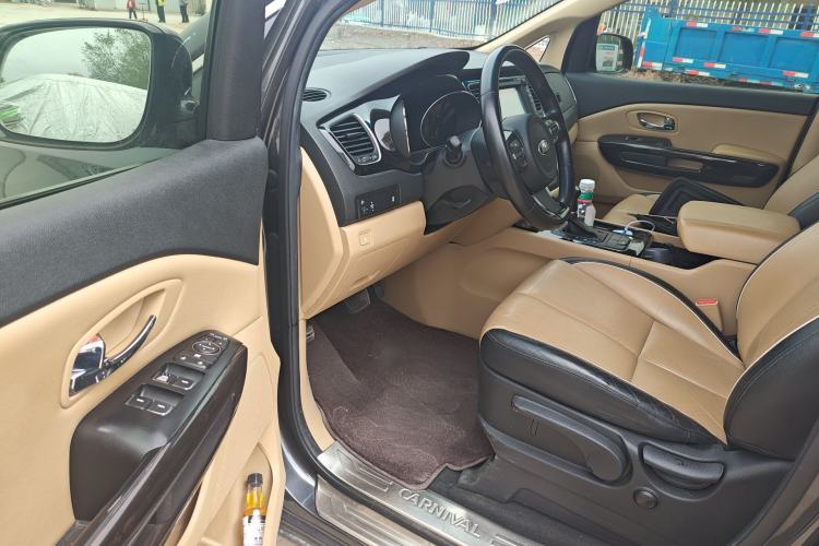 Used Kia Carnival 2015 3.3 GDI Luxury Edition China V Standard Driver Seat