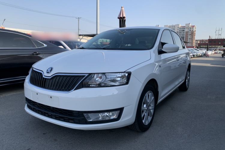 Used Skoda Rapid 2015 1.6L Automatic Smart Selection Model