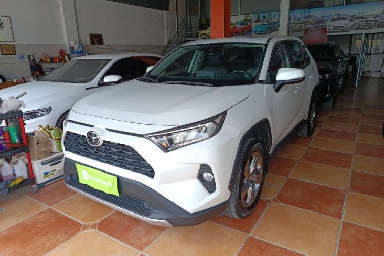 Used Toyota RAV4 2022 2.0L CVT Two-Wheel Drive Fashion Edition
