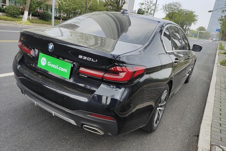 Used BMW 5 Series 2021 Facelifted 525Li M Sport Package Rear Right 45 Deg
