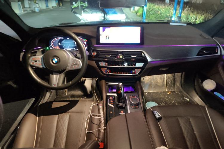 Used BMW 5 Series 2022 Second Facelift 530Li Leading Edition M Sport Package
