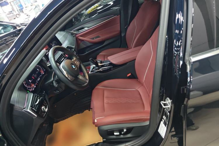 Used BMW 5 Series 2022 Second Facelift 530Li Leading Edition M Sport Package