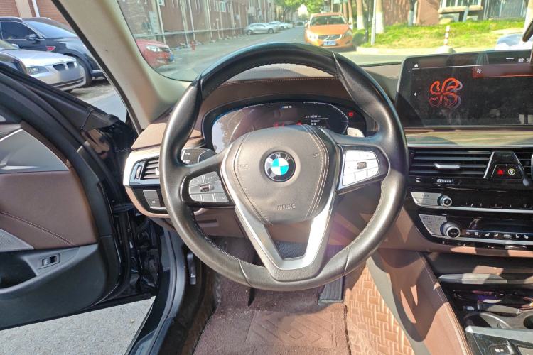 Used BMW 5 Series 2022 Updated 530Li Leading Edition Luxury Package
