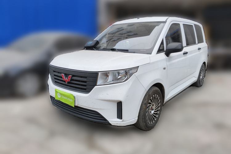 Used Wuling Hongguang PLUS 2019 1.5T Manual Standard Version 7 Seats