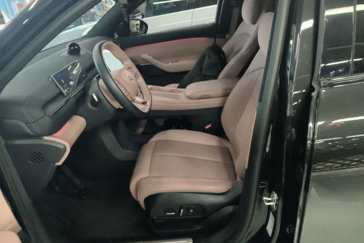 Used Nio EC6 2024 75 kWh Left Front Seat