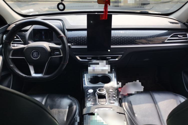 Used BYD Qin PLUS 2021 EV 420KM Commuter Edition
