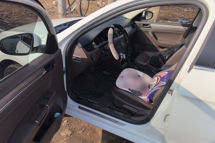 Used Volkswagen Bora 2015 Qihui Edition 1.6L Automatic Fashion Model
