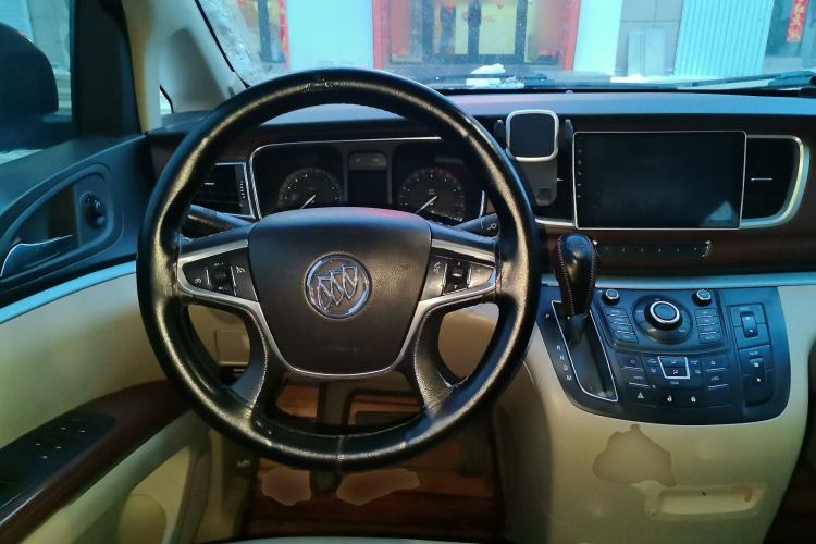 Used Buick GL8 2014 2.4L LT Luxury Business Executive Edition Steering Wheel
