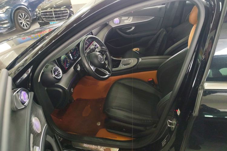 Used Mercedes-Benz E-Class 2023 Updated E 300 L Fashion Edition
