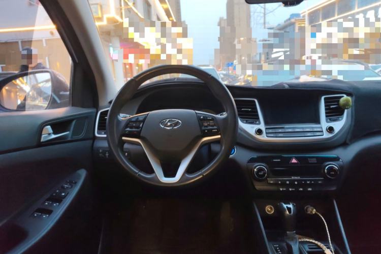 Used Hyundai Tucson 2015 1.6T Dual-Clutch Two-Wheel-Drive Smart Model