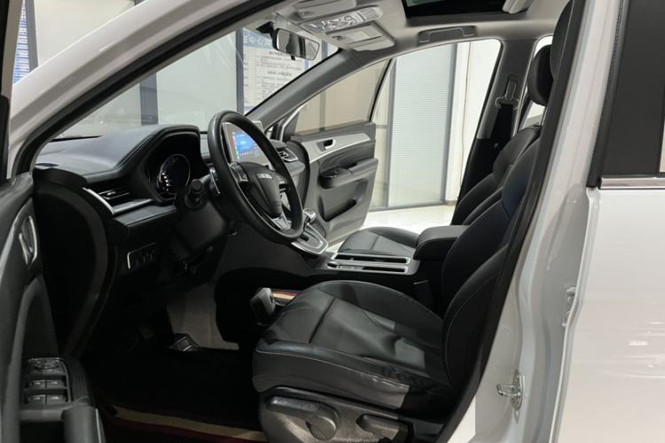 Used Haval M6 2021 PLUS 1.5T DCT Luxury Smart Connectivity Model
