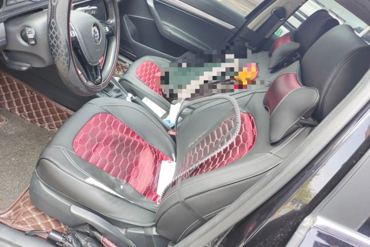 Used Volkswagen Lavida 2017 1.6L Automatic Comfort Edition
