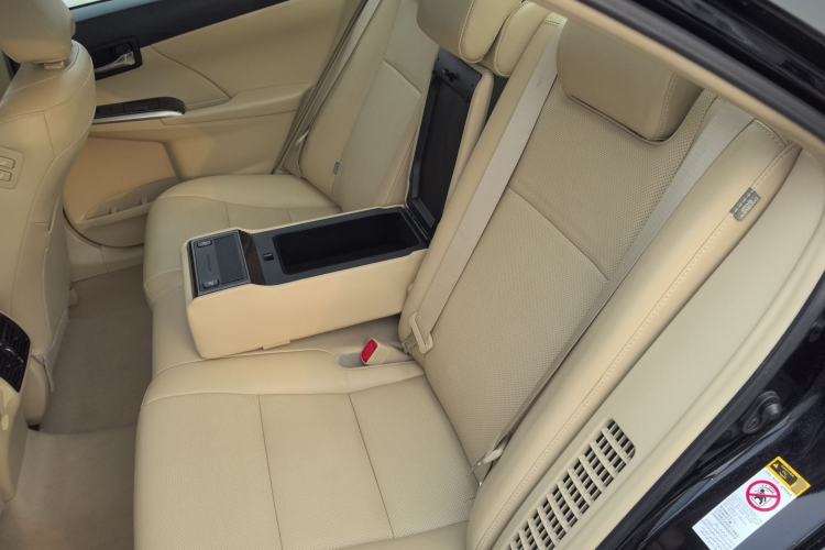 Used Toyota Camry 2015 Dual-Engine 2.5 HG Luxury Navigation Edition Left Rear Seat