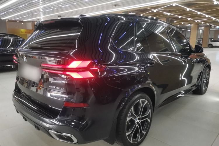 Used BMW X5 2023 xDrive 40Li Luxury Edition M Sport Night Vision Package