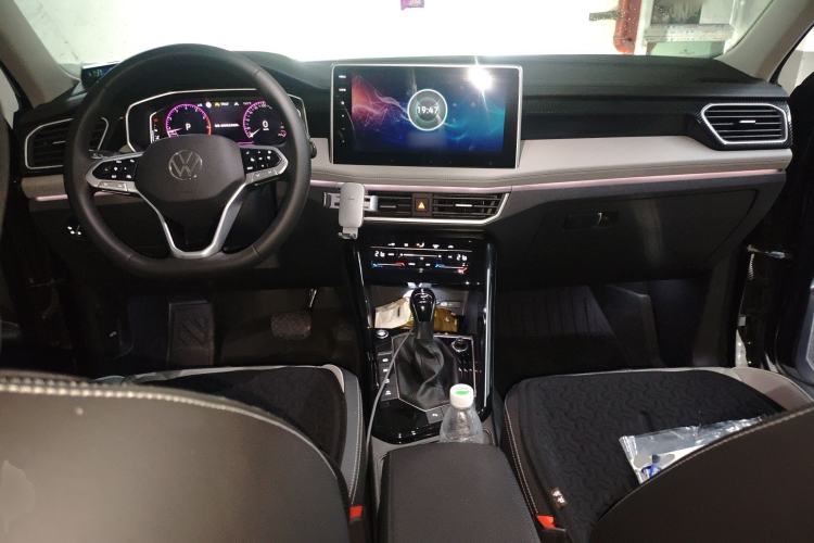 Used Volkswagen Tayron 2024 300TSI Two-Wheel-Drive Luxury Plus Advanced Version Interior 2