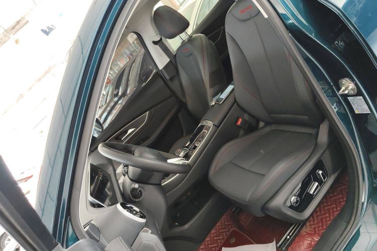 Used FORTHING T5 EVO 2021 1.5TD DCT Diamond Edition Left Front Seat