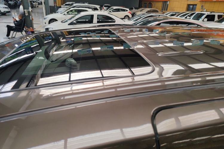 Used Buick GL8 2023 Facelifted Land Cruiser Executive Luxury Version