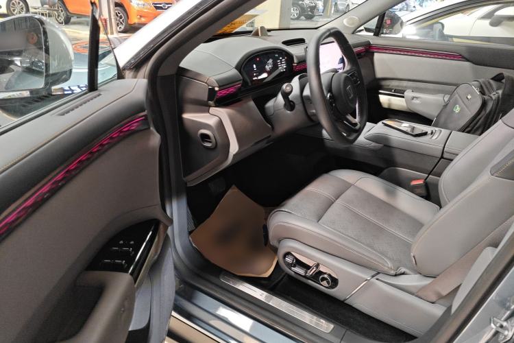 Used Zeekr 7X 2025 100kWh Long-Range All-Wheel Drive Intelligent Driving Version
