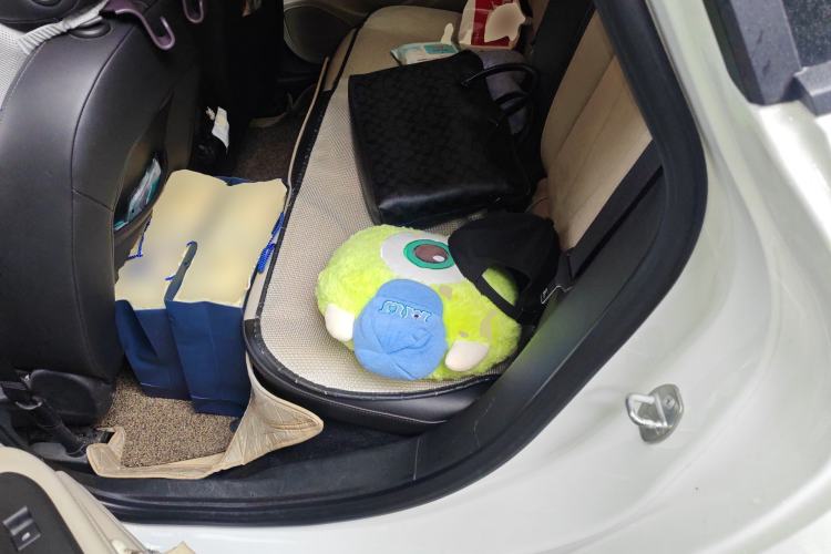 Used Buick Verano 2018 Sedan 15S Automatic Leading Model Left Rear Seat