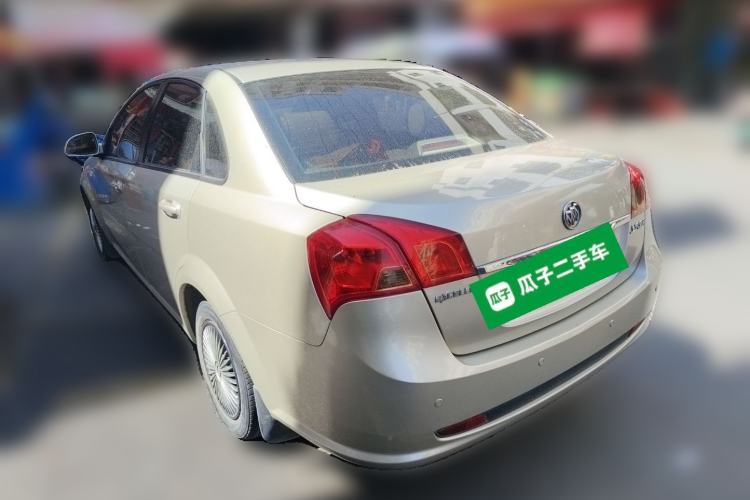 Used Buick Excelle 2015 1.5L Automatic Classic Model
