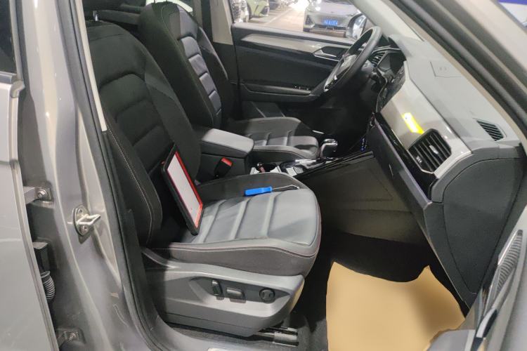 Used Volkswagen Tayron 2020 330TSI Two-Wheel Drive Luxury Smart Connectivity Version