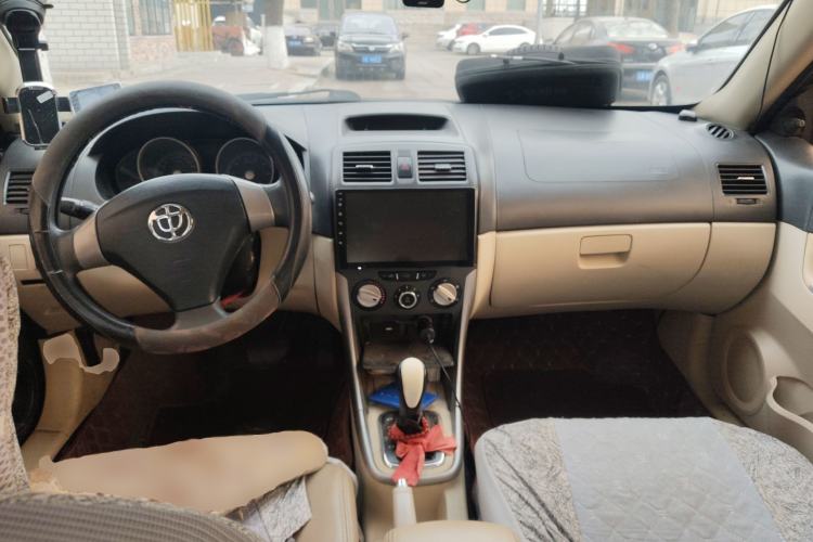 Used Brilliance Junjie FSV 2011 New Edition 1.5L Automatic Comfort Model Center Console