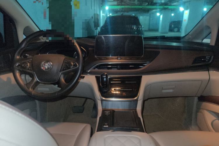 Used Buick GL8 2020 Land Business Class 652T Luxury Model Center Console