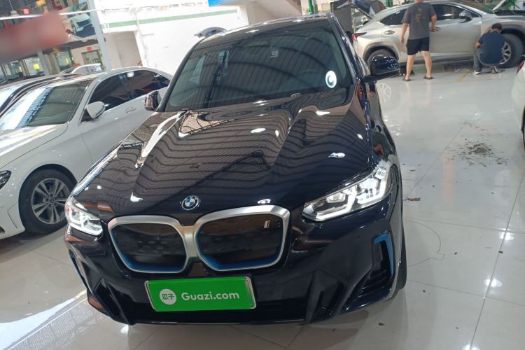 Used BMW iX3 2022 Updated Leading Version Front