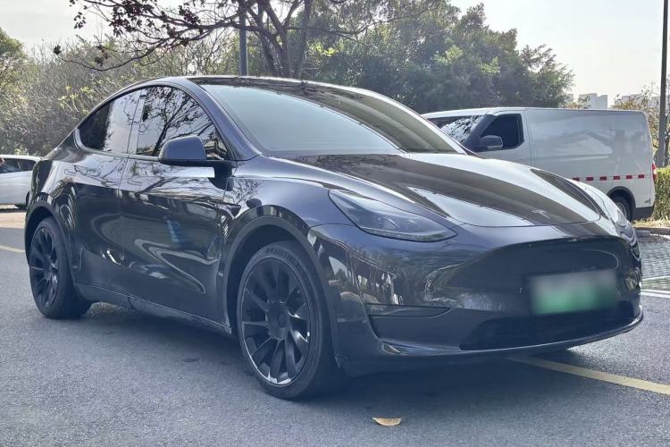 Used Tesla Model Y 2024 Long-Range All-Wheel-Drive Version

