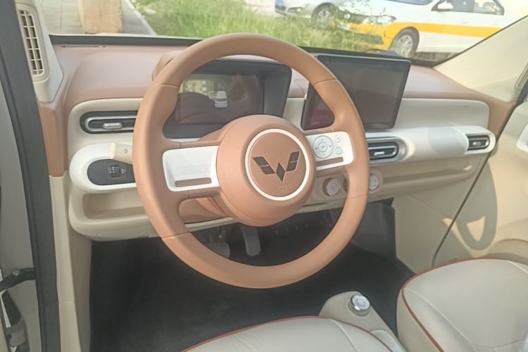 Used Wuling Hongguang MINIEV 2024 3rd Generation 215km Advanced Version